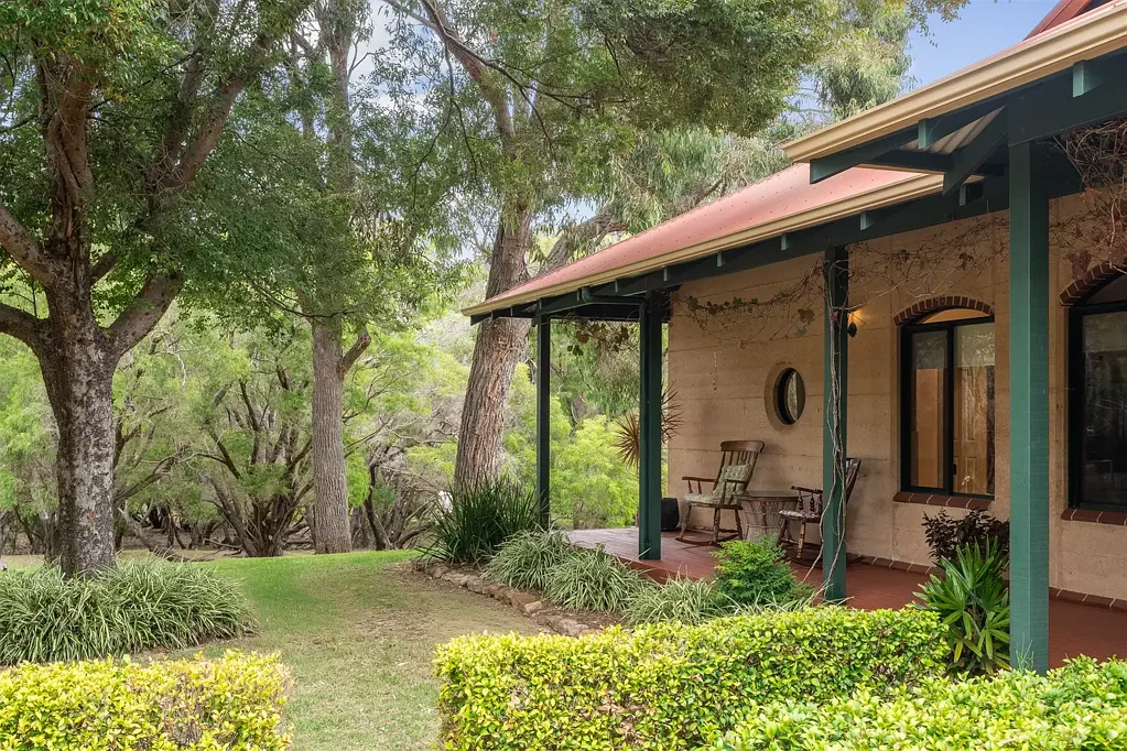Margaret River 5Phòng ngủ Tranquil Rural Lifestyle Property with Space, Privacy & Flexibility