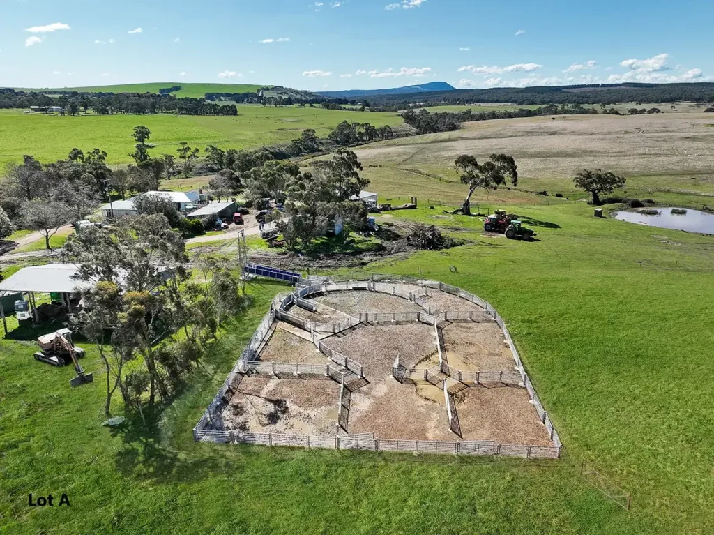 Grenville  FOUR DELIGHTFUL BALLARAT DISTRICT ACREAGES
