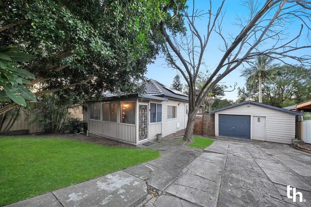 North Lambton 3غرفة نوم Add the Final Flourishes to this Largely Updated Gem