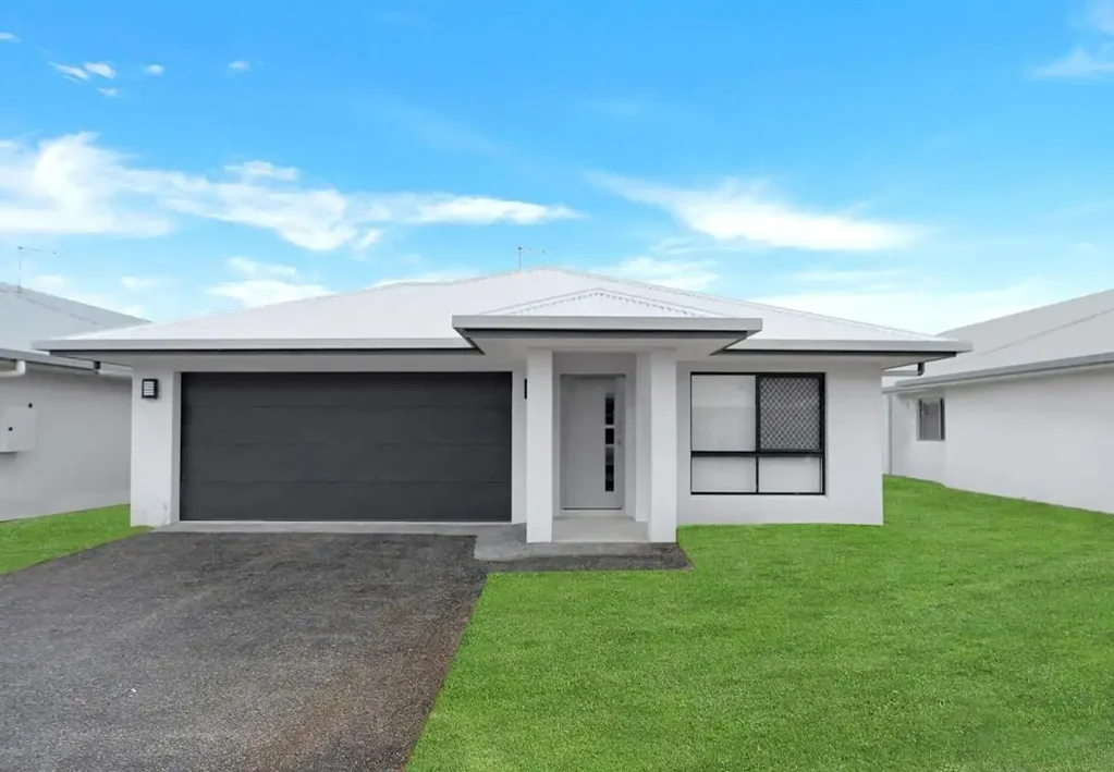 NEW BUILD - 4 Bedroom family home with 19.8kw Solar system, 40wk Battery Wall and Internet included