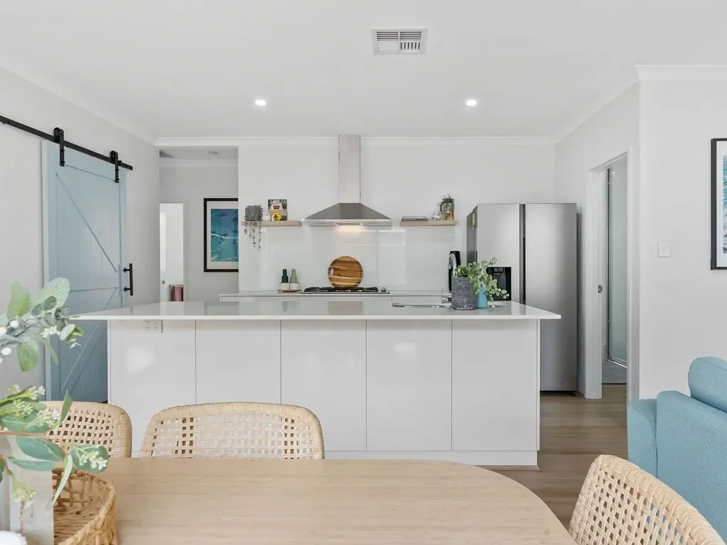 12 Spinosa Boulevard, Forrestfield, WA 6058