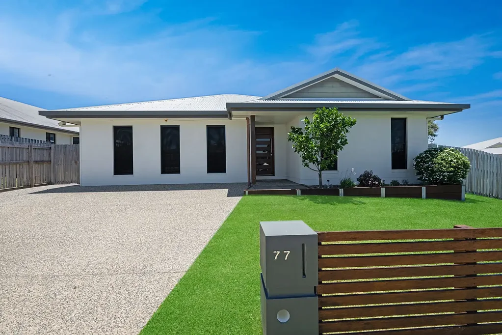 77 Montgomery Street, Rural View, QLD 4740