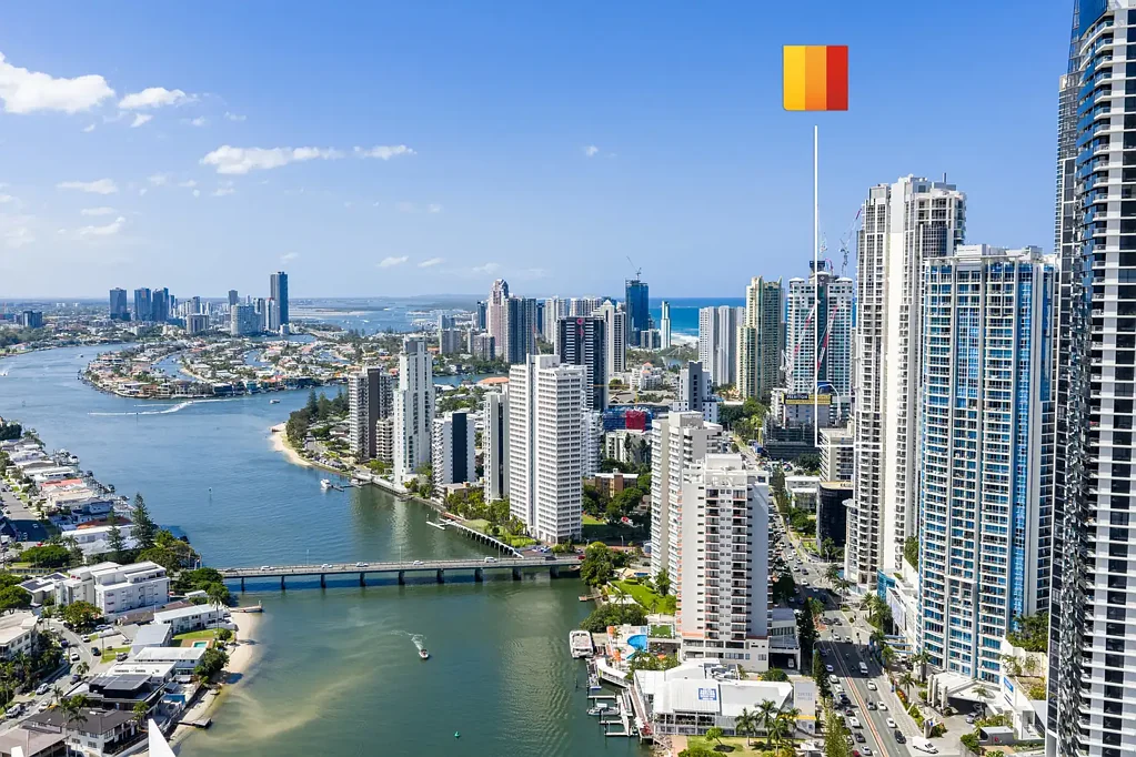 Surfers Paradise 2房  Rare Corner Residence with Stunning River and Hinterland Outlook