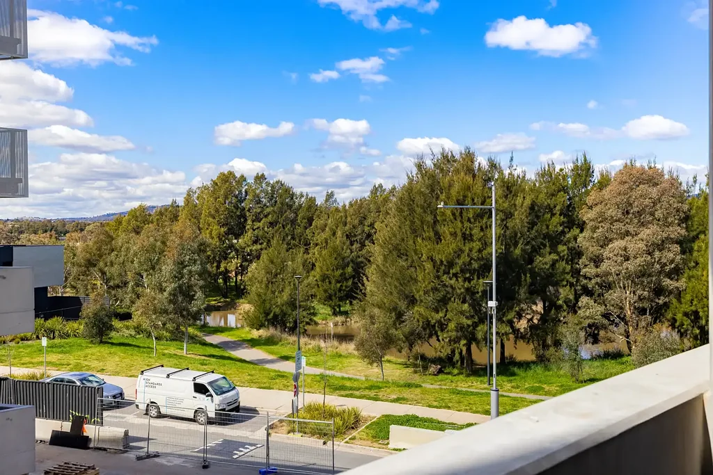 True Resort Style Living in the Heart of Tuggeranong!