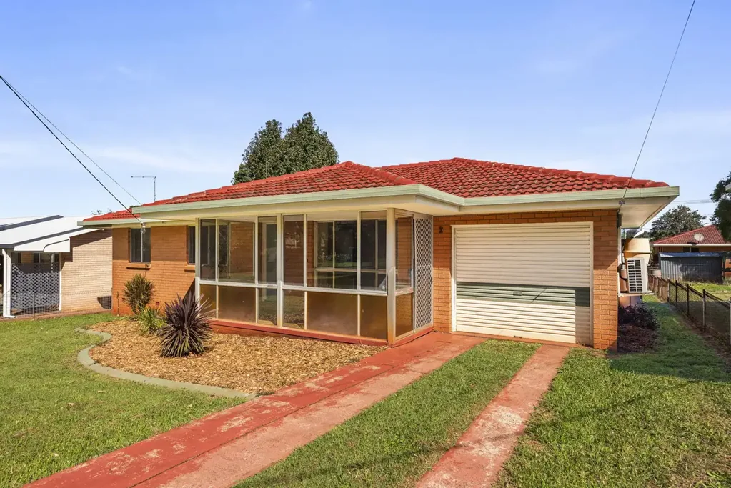 42 Sardon Street, Centenary Heights, QLD 4350