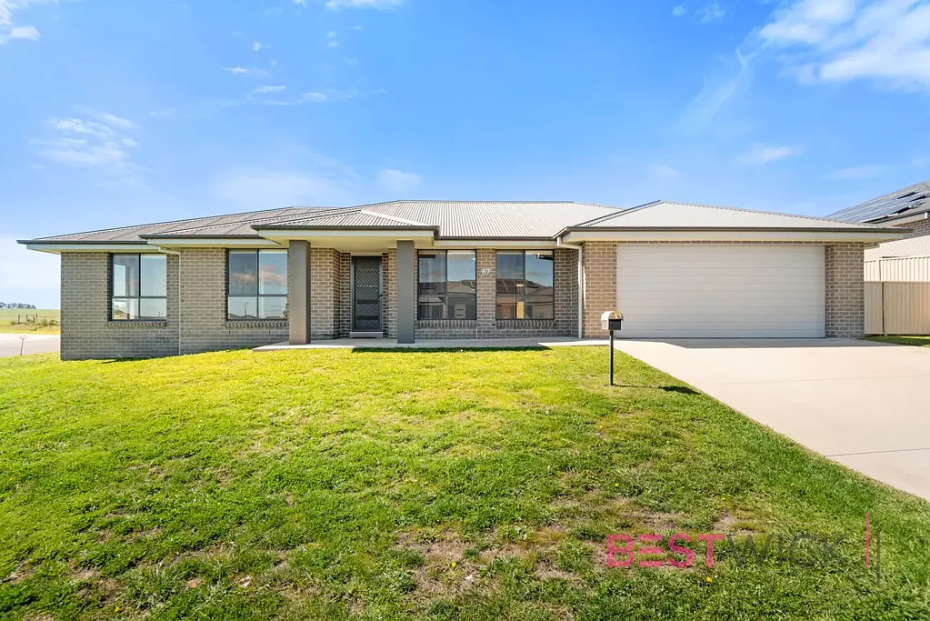 87 Basalt Way, Kelso, NSW 2795
