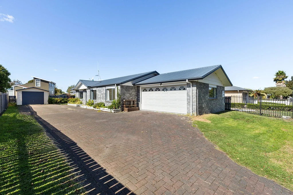22 Catalina Drive, Melville, Hamilton, Waikato