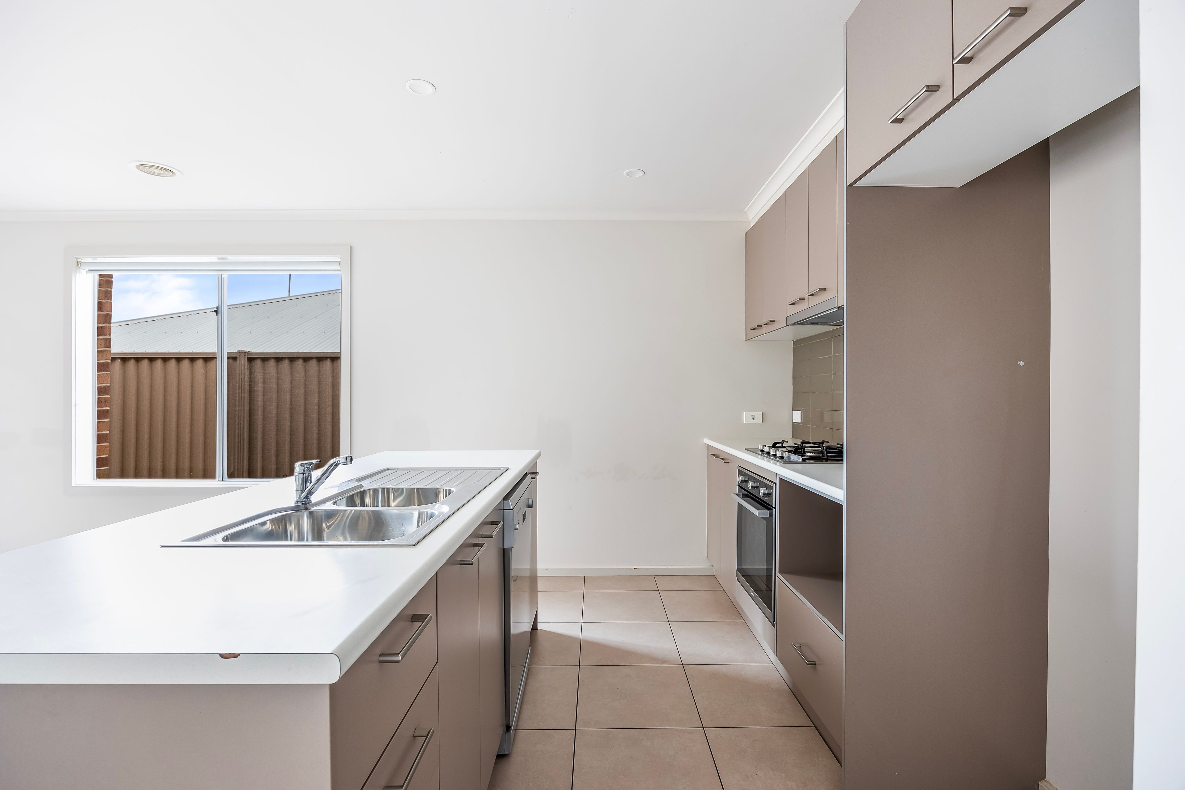 37 FRASER ST, MOUNT PLEASANT VIC 3350, 0房, 0浴, House