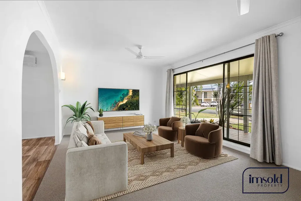 Tewantin 3Phòng ngủ Walk to Everything. Perfect for Downsizers, Young Families & Investors!