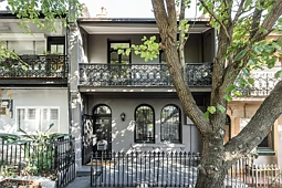 10 Holt Street, Newtown