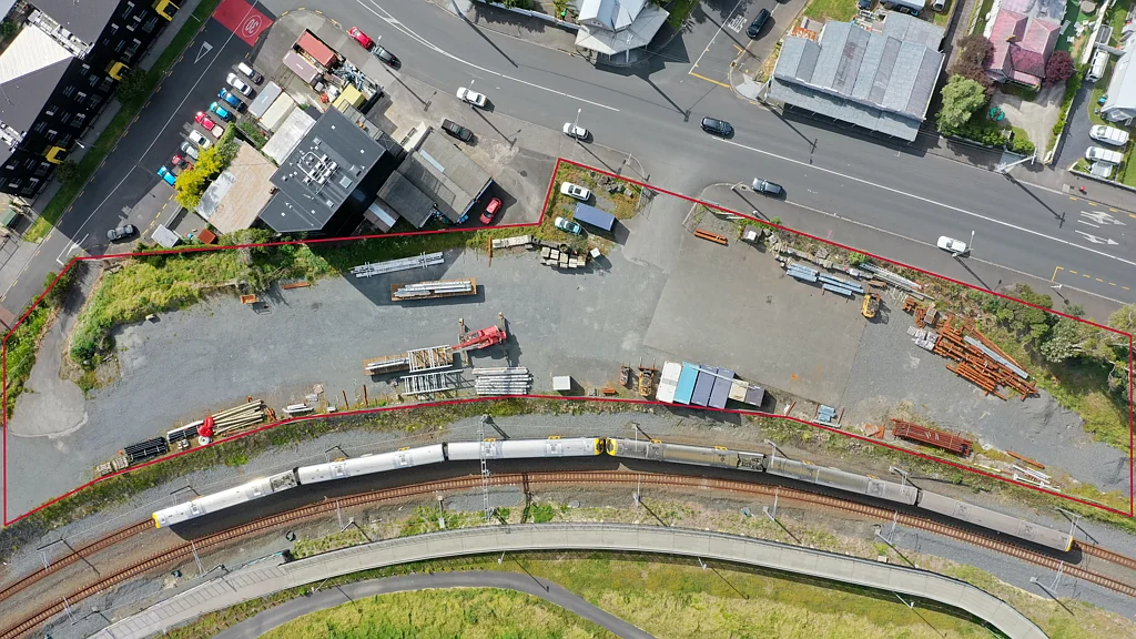 Avondale Rare 4,400sqm hardstand yard