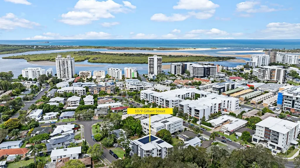 Maroochydore 2ห้องนอน Private with an outlook on the top floor