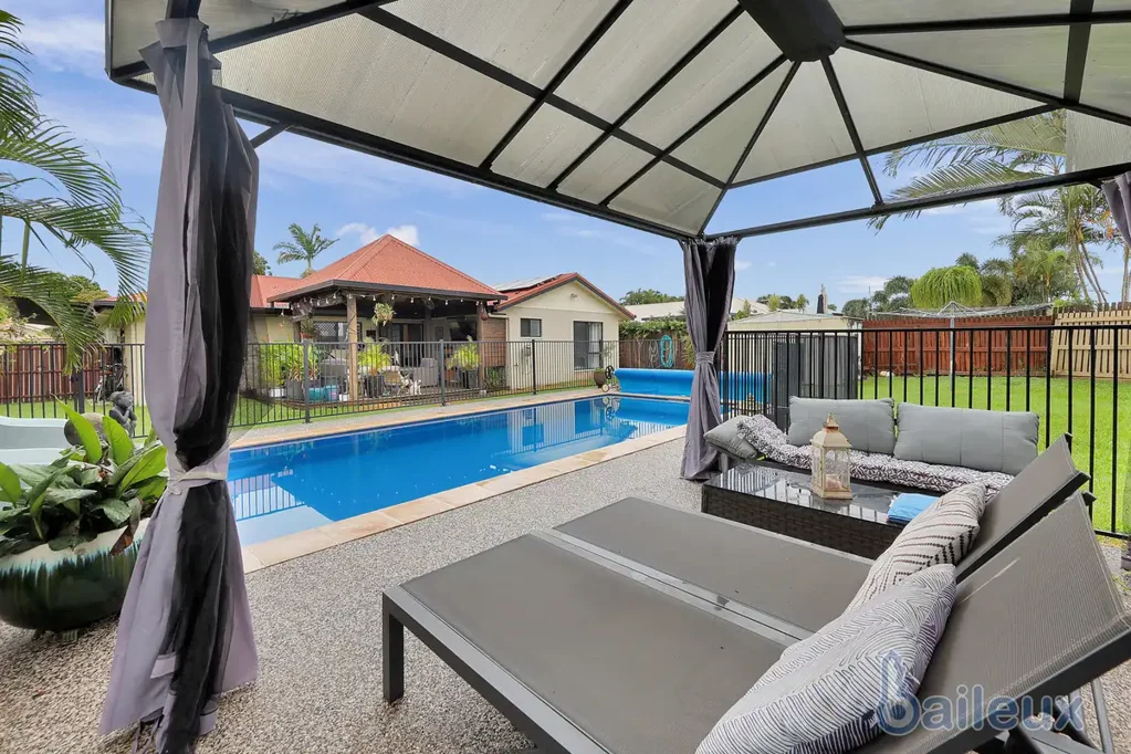 Spacious Beachside Family Retreat with Inground Pool