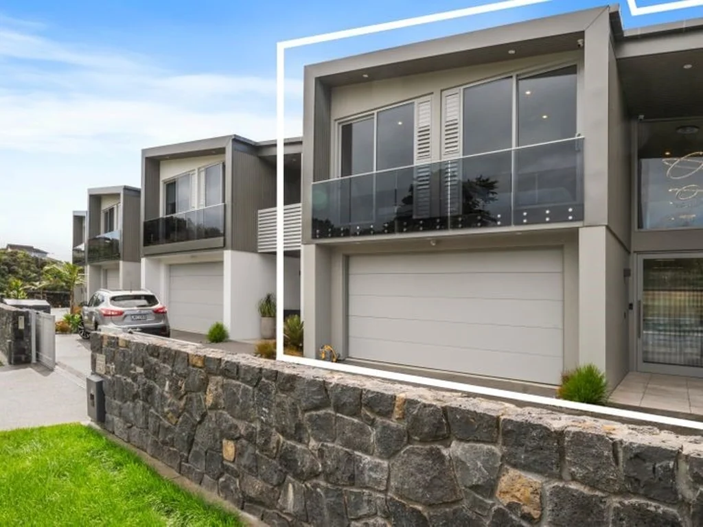 Exceptional Waterfront Townhouse in Gulf Harbour – Luxury Redefined
