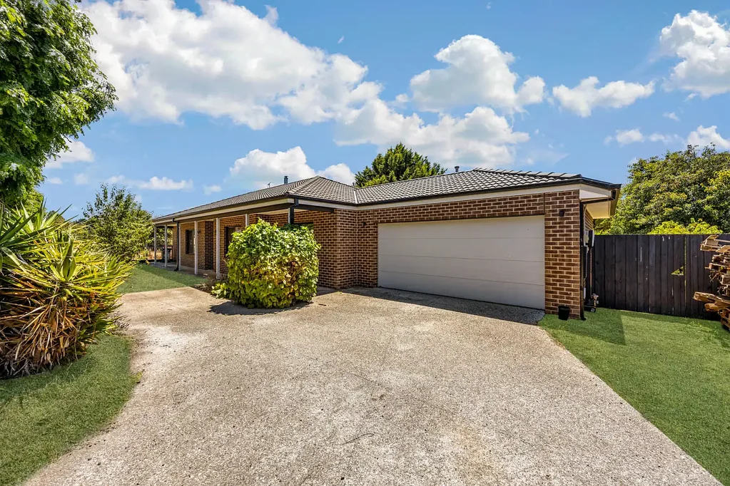 20 Chisholm Drive, Lancefield, VIC 3435