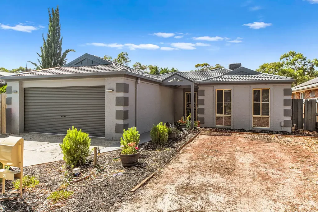 21 Flora Park Way, Carrum Downs, VIC 3201