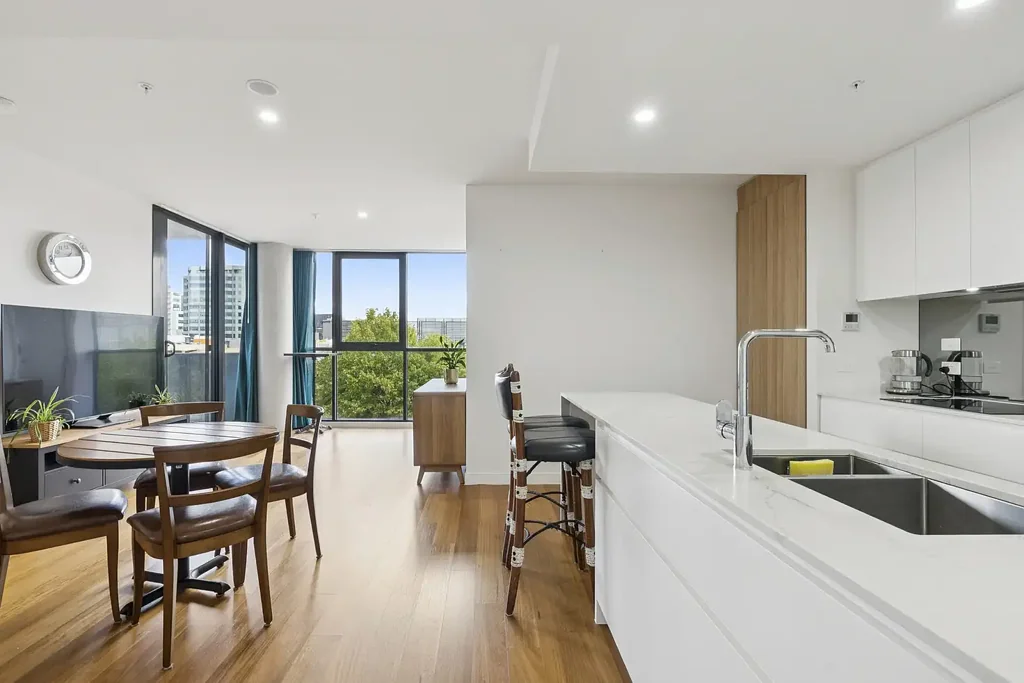Braddon 3房  Unbeatable Location with City Convenience