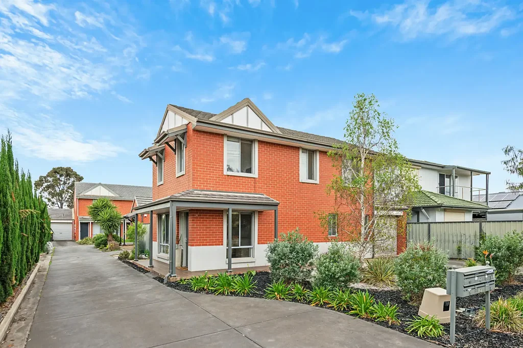 18 Waterman Terrace, Mitchell Park, SA 5043