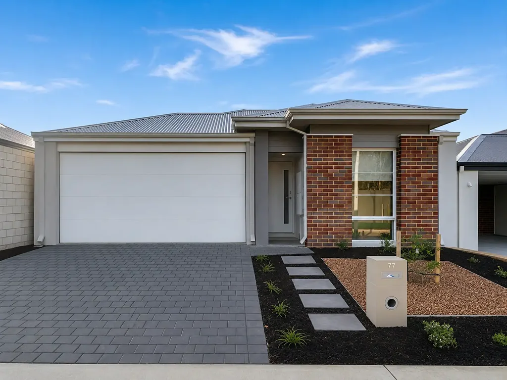 Stunning BRAND NEW 4 x 2 Family Home, Light and Airy, BE QUICK !