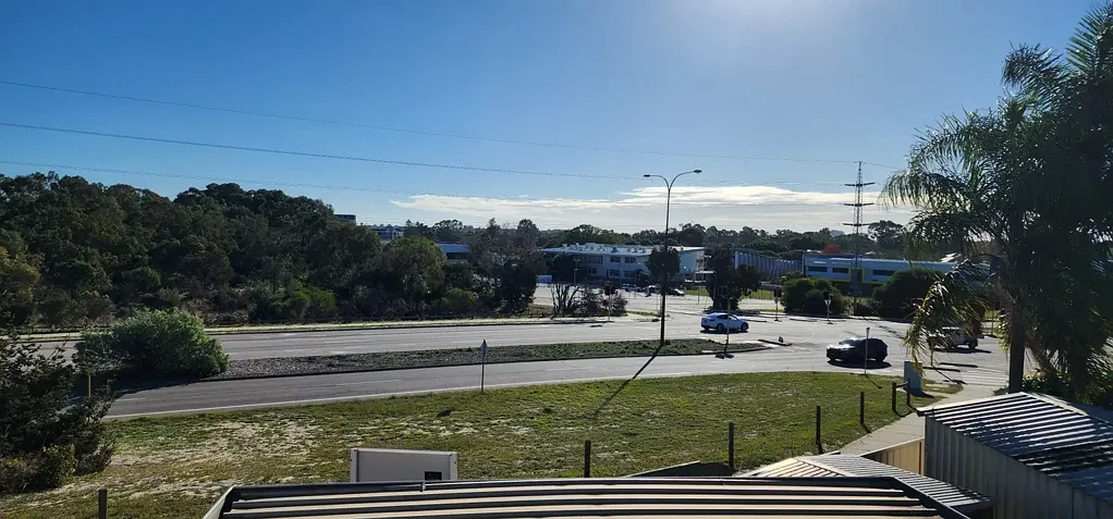 Willetton 4ห้องนอน RHSZ HOME WITH CAPTIVATING CITY VIEW!