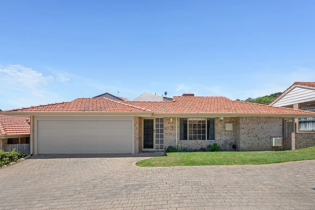 2/330 Preston Point Road, Attadale, WA 6156