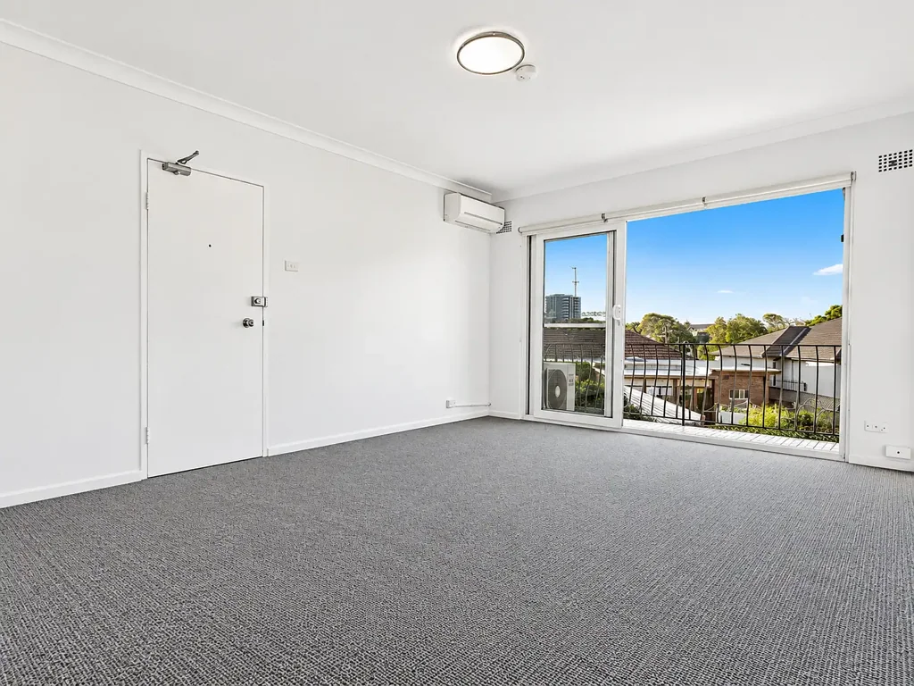 Top Floor Apartment With Two Parking
