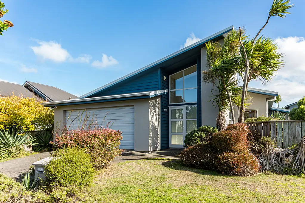 Aotea 3房  Priced to Move - Offers over $969,000