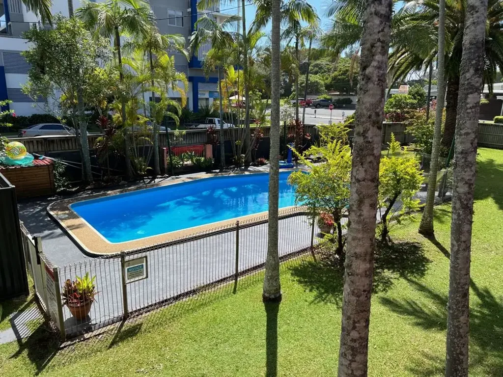 Holiday living at its best with internet, electricity and water included in the rent.