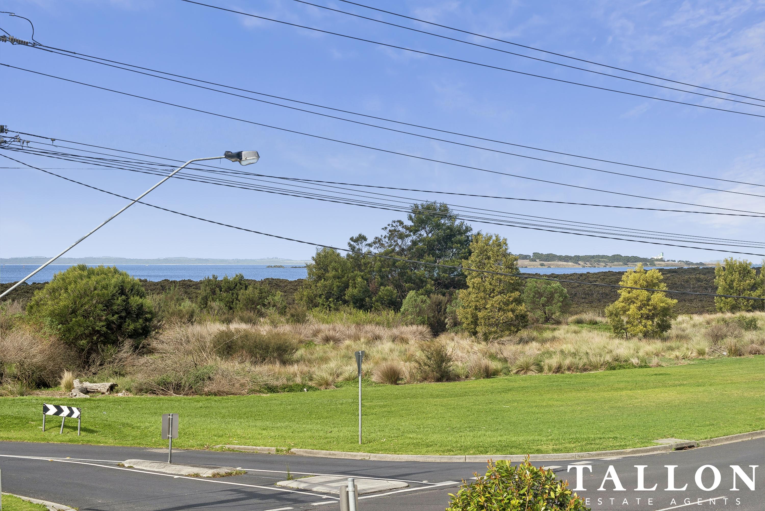 74 SALMON ST, HASTINGS VIC 3915, 0 rūma, 0 rūma horoi, House