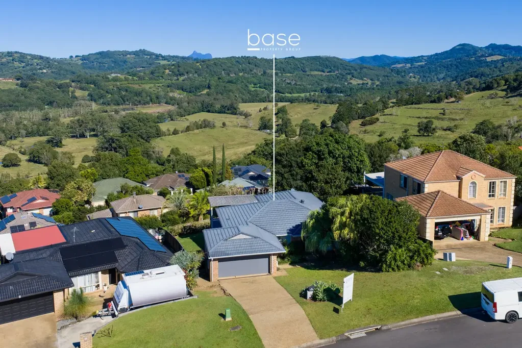 Bilambil Heights 4房  Solid Family Home with Awesome Valley and Mt Warning Views