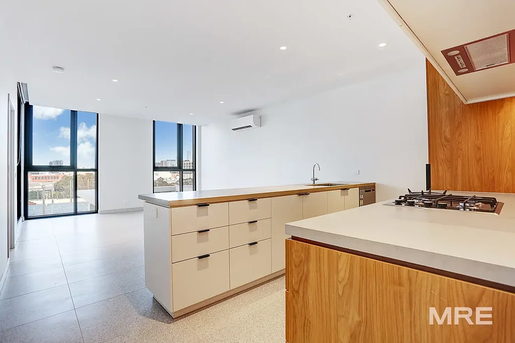 Spacious open plan living at Montague Square