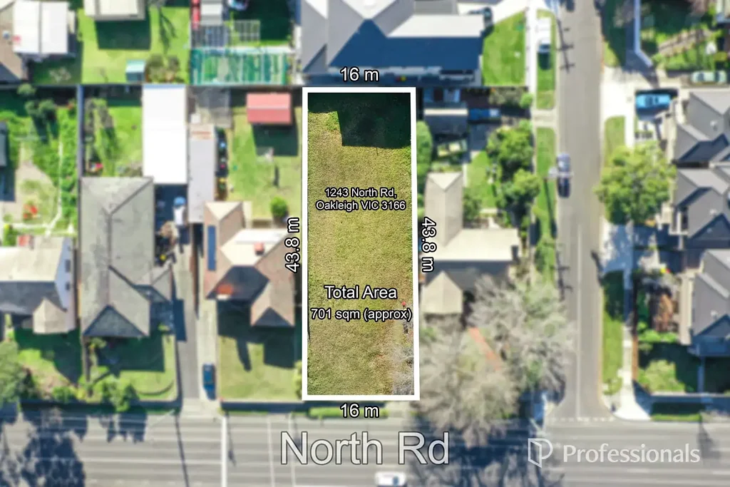 Oakleigh Sprawling 701m² Oakleigh Block | Subdivision Potential (STCA) | No Significant Trees