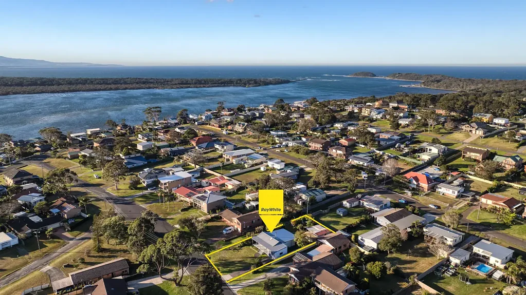 22 Orient Avenue, Orient Point, NSW 2540