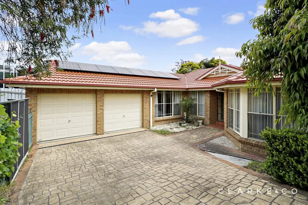 East Maitland 4कमरा A WELL ROUNDED EAST MAITLAND OFFERING!