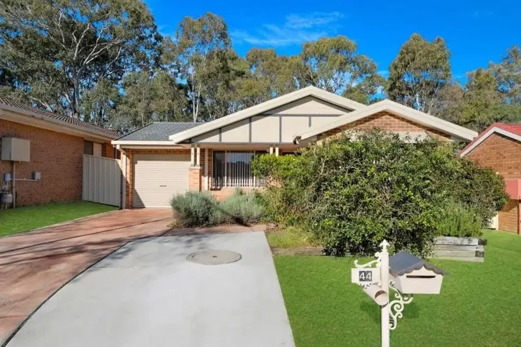 44 Nelmes Road, Blue Haven, NSW 2262
