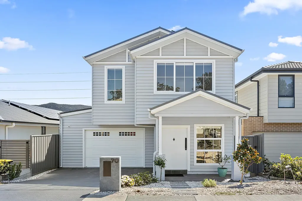 Kembla Grange 4房  Picturesque Hamptons-style Home