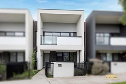 35 Royal Rd, Braybrook