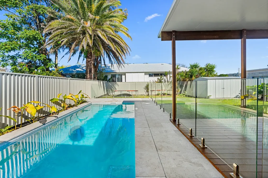 44 Townson Avenue, Palm Beach, QLD 4221