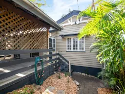 10 Eighth Avenue, Coorparoo