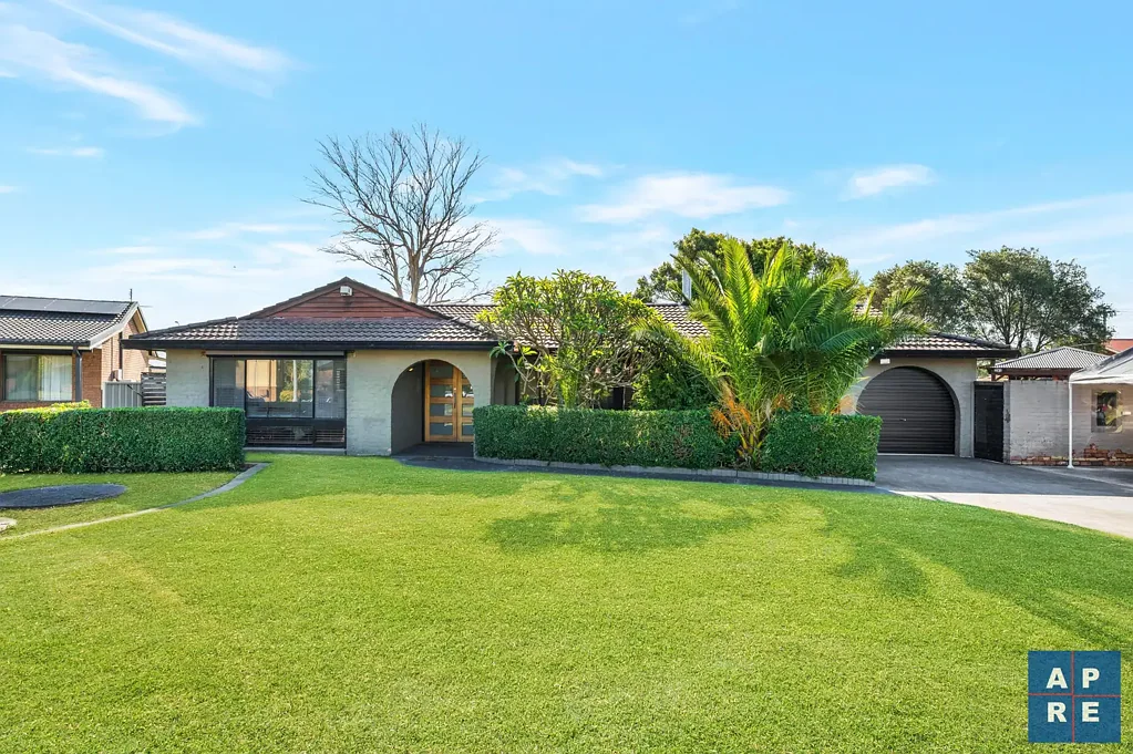 12 Hawkins Avenue, Luddenham, NSW 2745