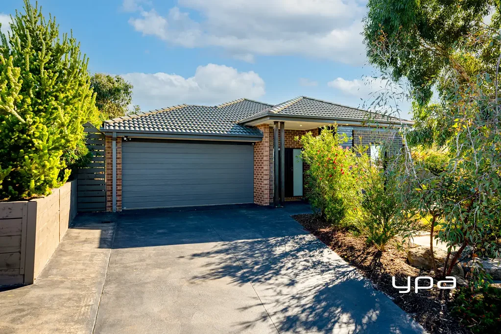 Sunbury 4 Bedroom Uninterrupted Views, Unmatched Family Living on 1,032m²