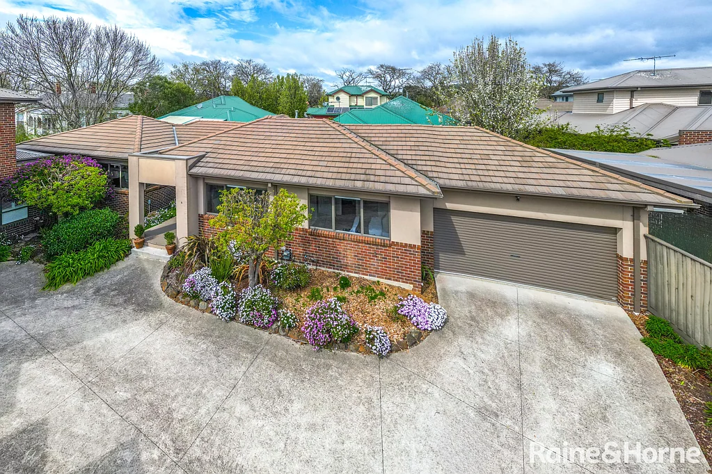 6/9 Rodney Street, Gisborne, VIC 3437