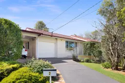 2 LYNNE PL, Hornsby