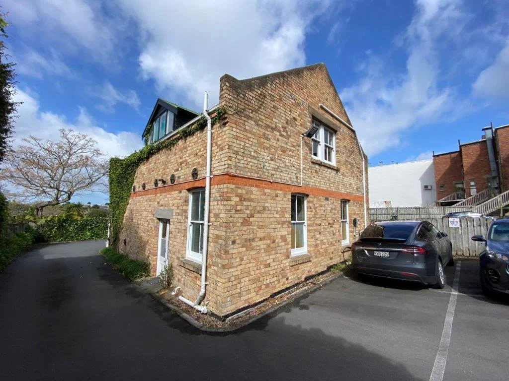 Ponsonby  CBRE - Boutique Brilliance