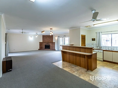 13 Renner Street, East Side, NT 870, 6 slaapkamers, 4 badkamers, Apartment