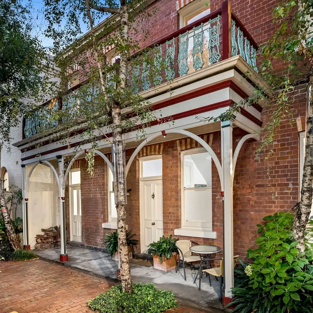 Stunning Edwardian Townhouse in Prestigious East Melbourne