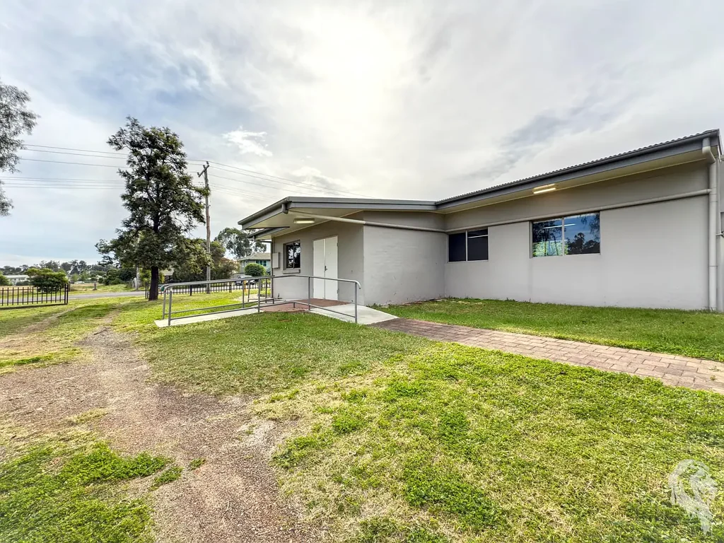 Narrabri 1ਬੈੱਡਰੂਮ DOUBLE BRICK BUILDING ON TWO TITLES!