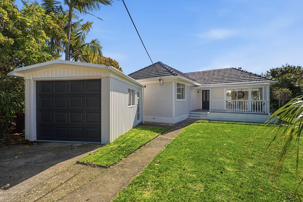 Devonport 3房  DEADLINE SALE -  Be In Cheltenham For Summer!