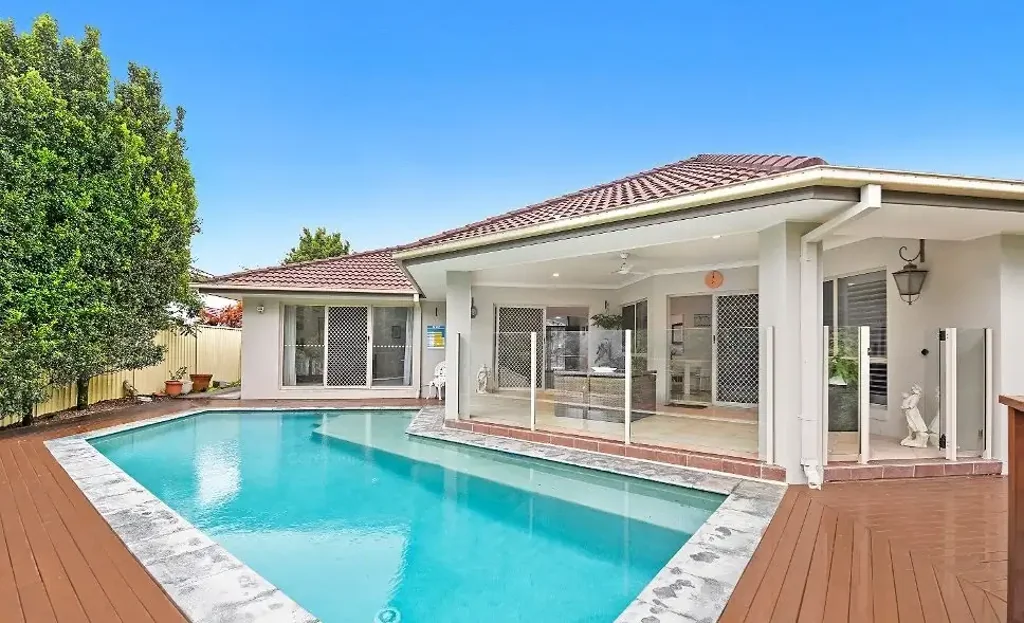 Immaculate 4 Bedroom Home In Arundel