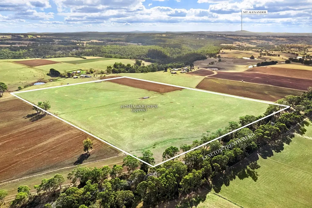 Trentham Stunning Trentham Land with Approved Permit to Build